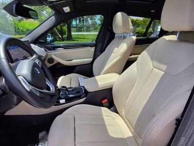 2025 BMW X4 xDrive30i