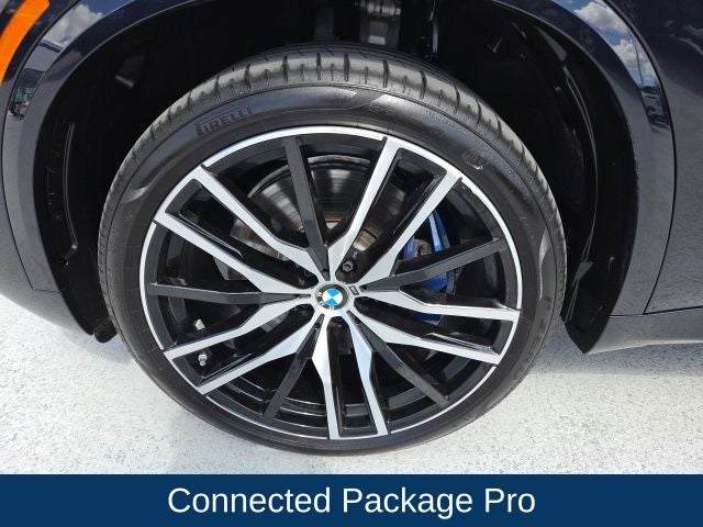 2025 BMW X5 M60i