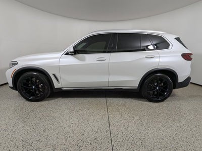 2022 BMW X5 sDrive40i Sports Activity Vehicle