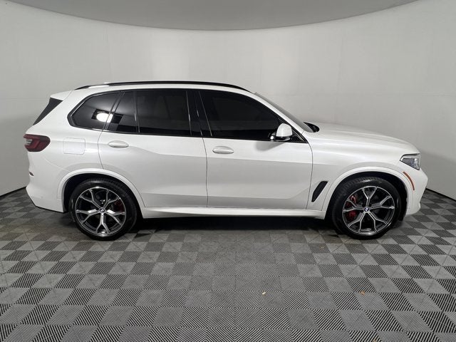 2021 BMW X5 M50i