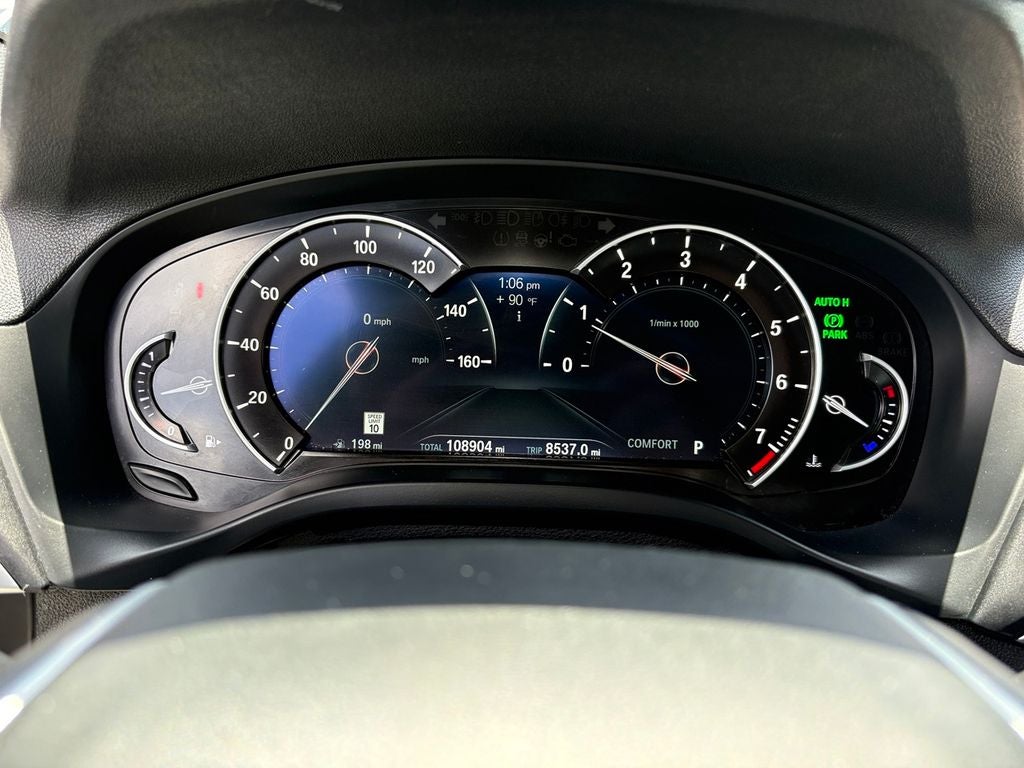 2019 BMW X3 sDrive30i FULL APPLE CAR PLAY, BLACKED OUT & MORE!