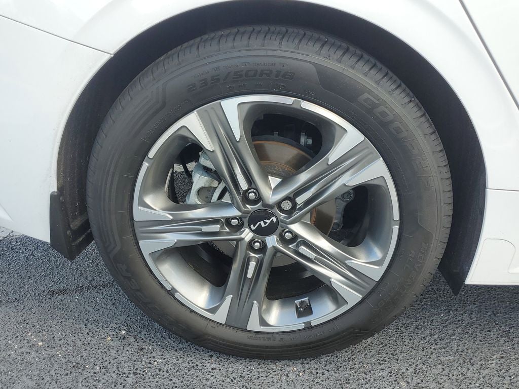2023 Kia K5 EX