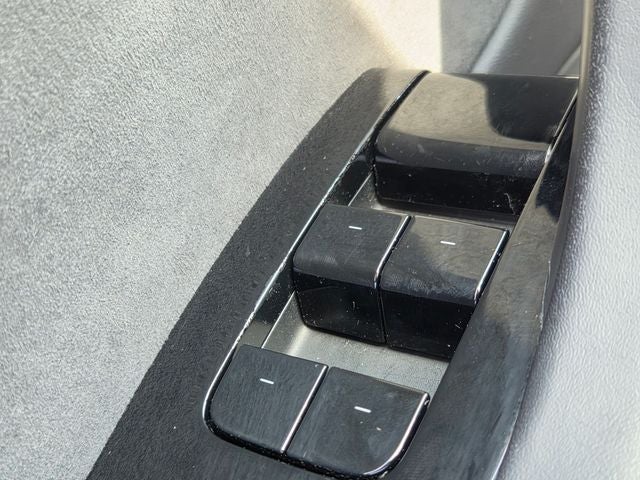 2019 Tesla Model 3 Mid Range