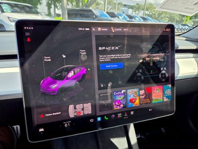 2023 Tesla Model 3 Performance