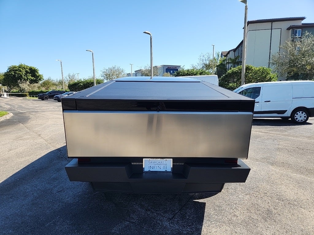 2025 Tesla Cybertruck Base