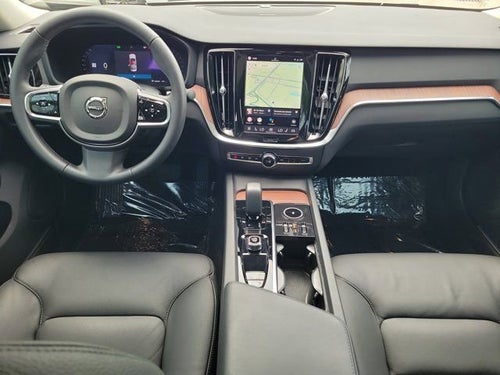 2025 Volvo S60 B5 Plus