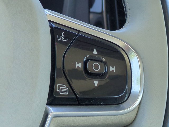 2023 Volvo S60 Ultimate Bright Theme