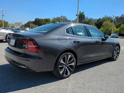 2023 Volvo S60 Ultimate Bright Theme
