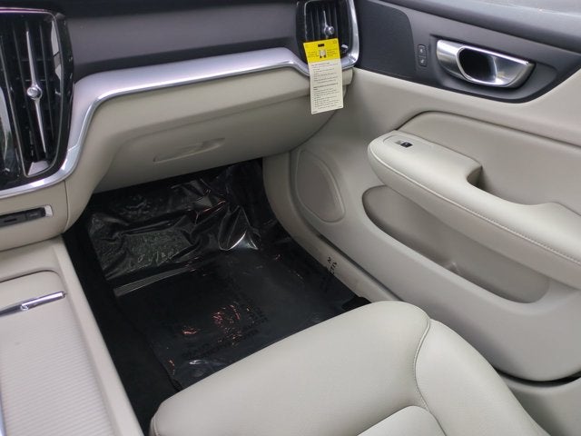 2024 Volvo S60 Core Dark Theme