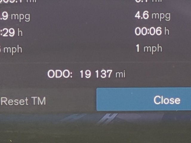 2024 Volvo S60 Core Dark Theme
