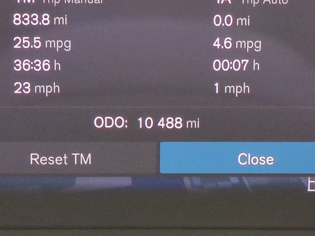 2024 Volvo S60 Plus Dark Theme