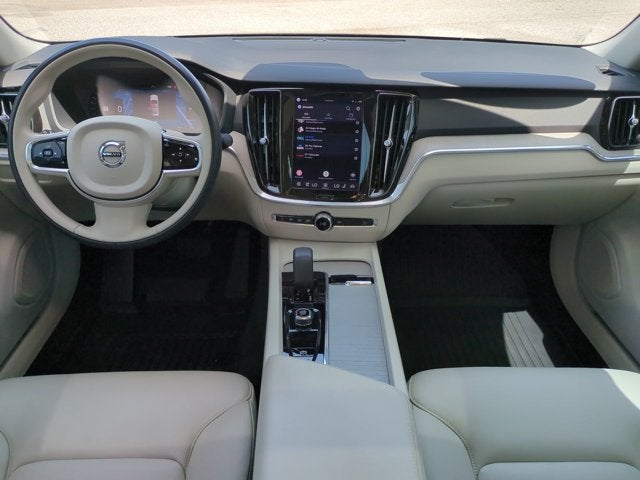 2024 Volvo S60 Plus Dark Theme