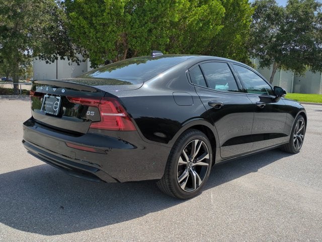 2024 Volvo S60 Plus Dark Theme