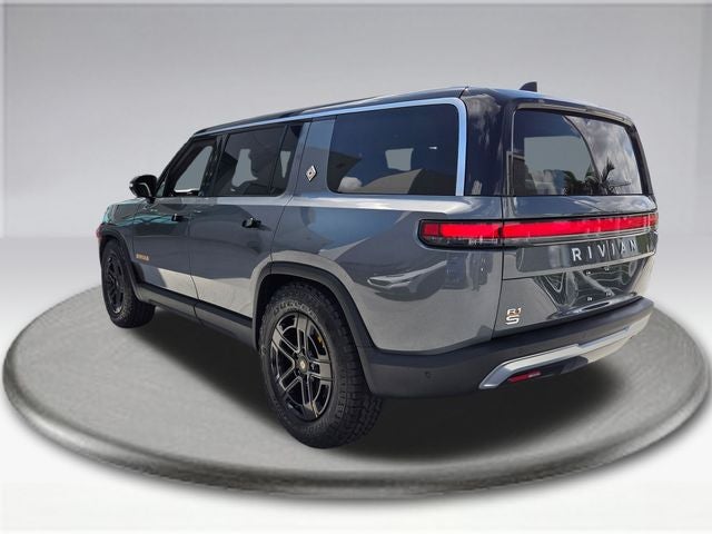 2024 Rivian R1S Adventure