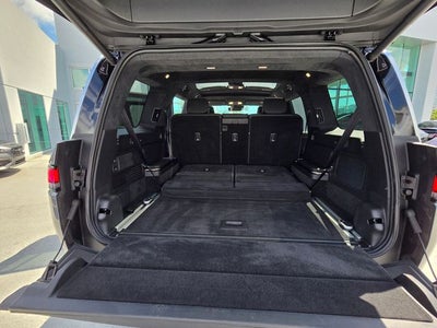 2024 Rivian R1S Adventure