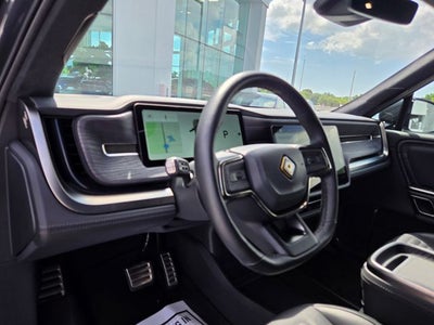 2024 Rivian R1S Adventure