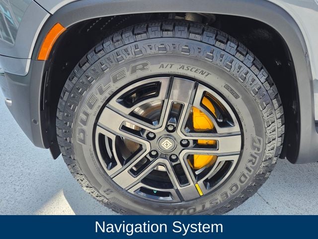 2024 Rivian R1S Adventure