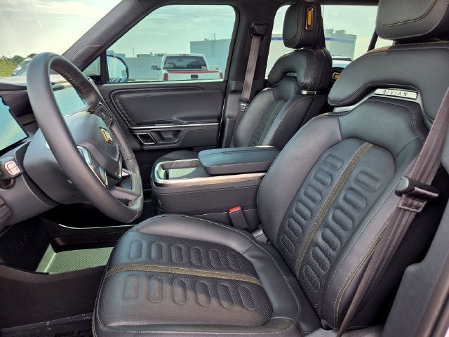 2024 Rivian R1S Adventure Dual Motor Standard Pack
