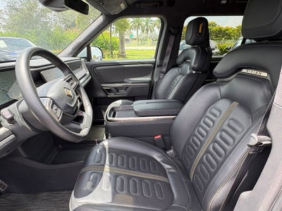 2024 Rivian R1S Adventure Dual Motor Large Pack