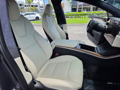 2023 Tesla Model X Standard Range