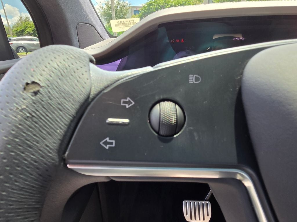2023 Tesla Model X Standard Range