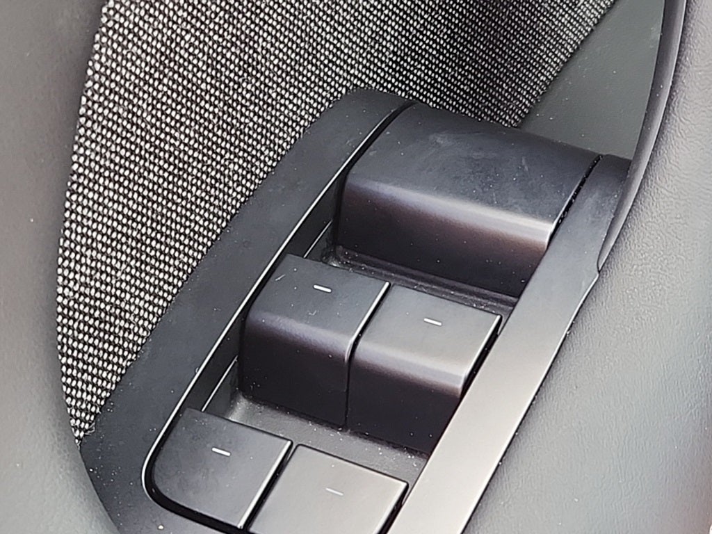 2024 Tesla Model X Base