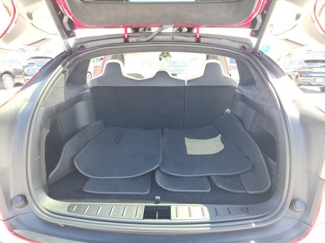 2022 Tesla Model X Base