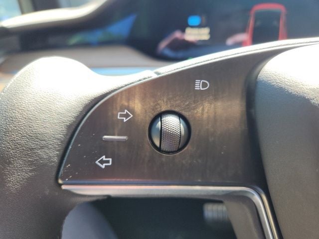 2022 Tesla Model X Base