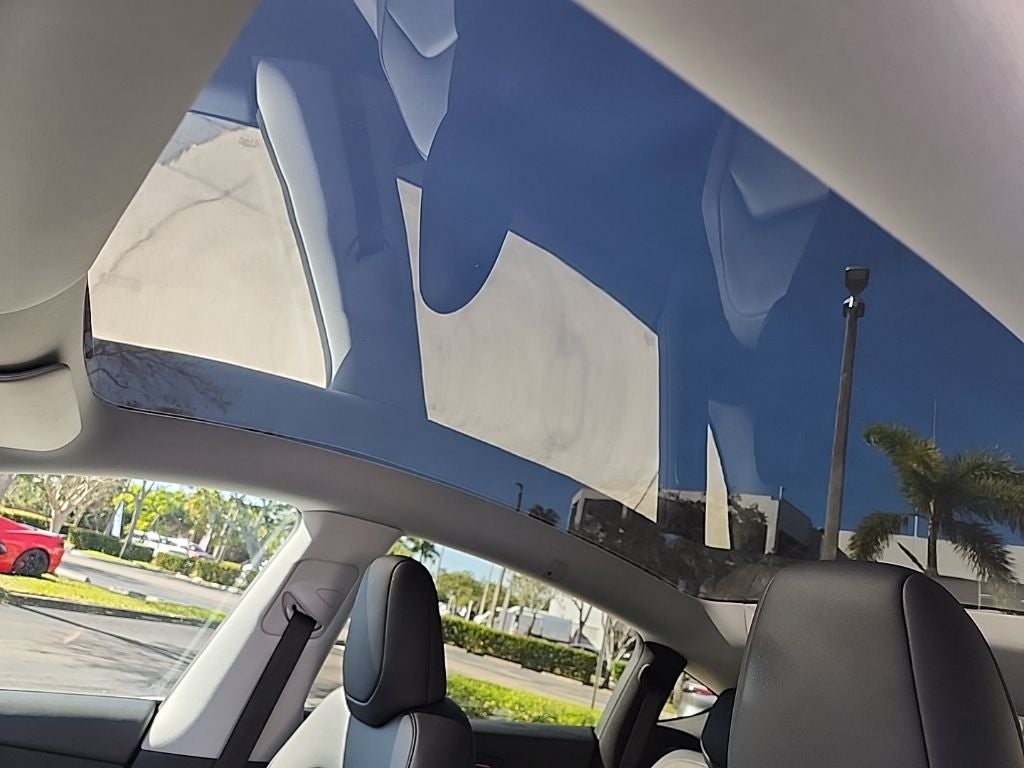 2026 Tesla Model Y Premium