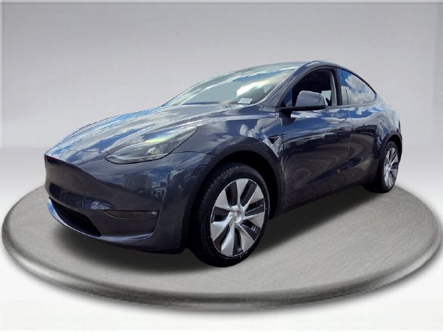 2023 Tesla Model Y Standard Range