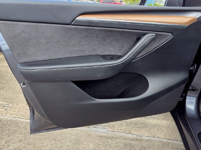 2023 Tesla Model Y Standard Range