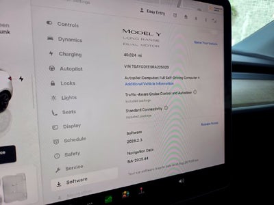 2024 Tesla Model Y Long Range