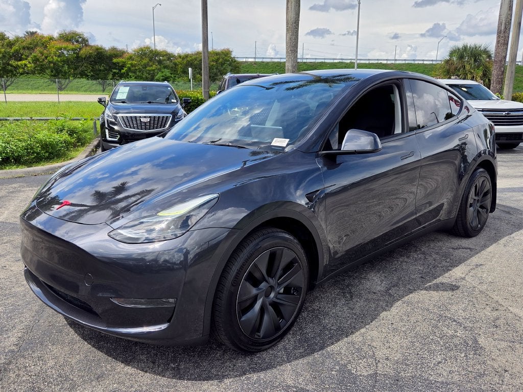 2024 Tesla Model Y Long Range