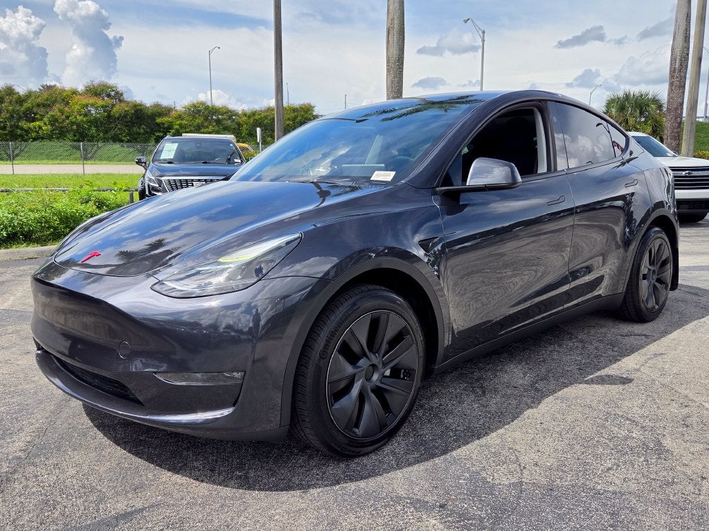 2024 Tesla Model Y Long Range