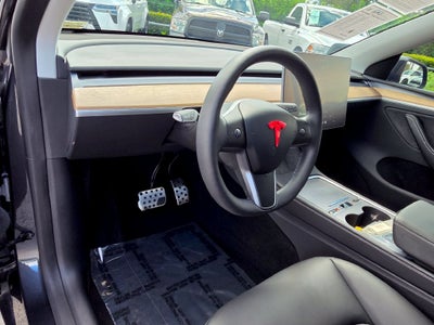 2024 Tesla Model Y Long Range