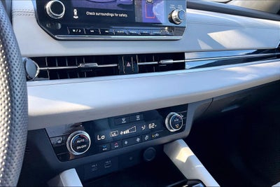 2023 Mitsubishi Outlander SEL