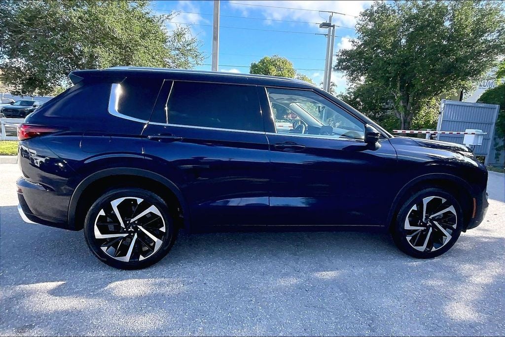 2023 Mitsubishi Outlander SEL