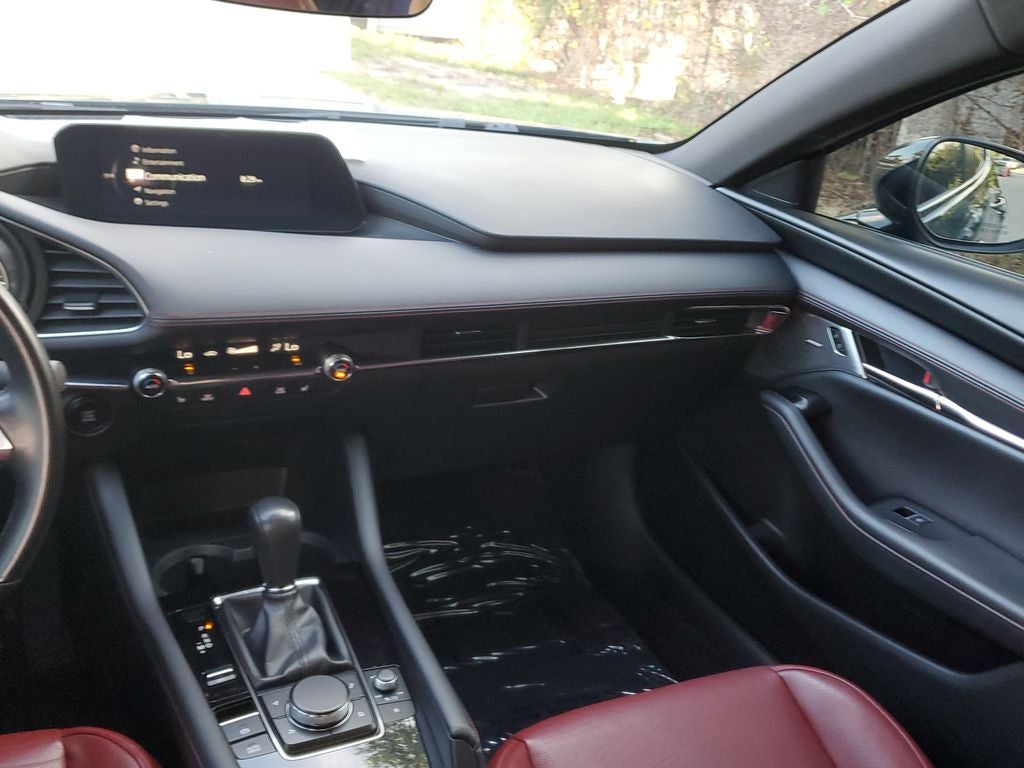 2022 Mazda Mazda3 Carbon Edition