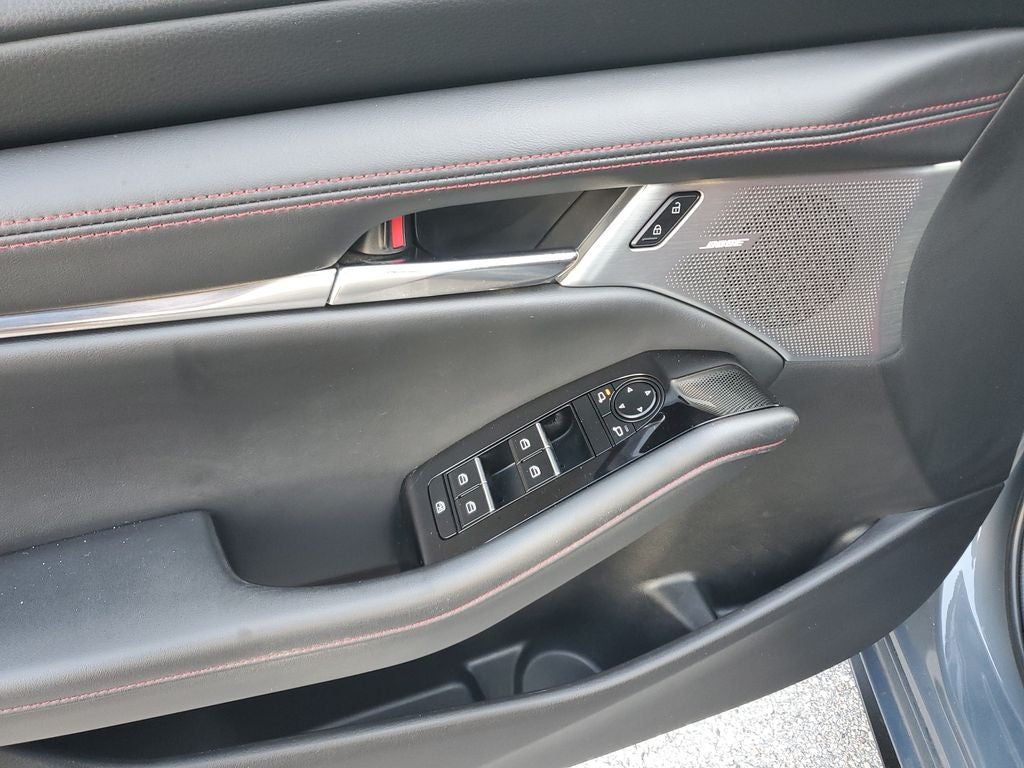 2022 Mazda Mazda3 Carbon Edition