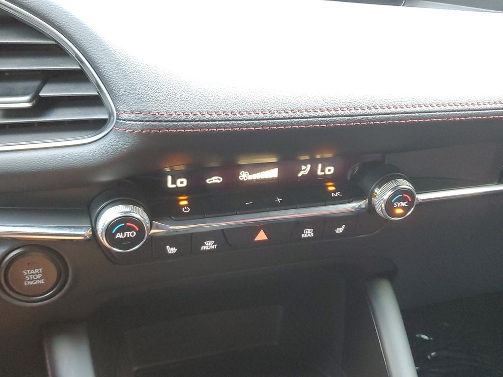 2022 Mazda Mazda3 Carbon Edition