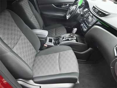 2022 Nissan Rogue Sport SV