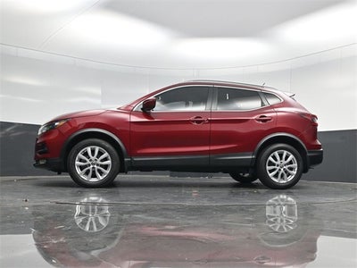 2022 Nissan Rogue Sport SV