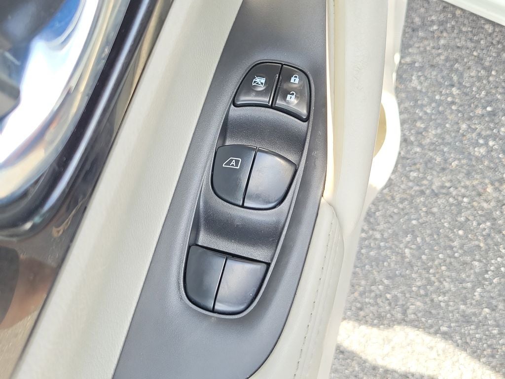 2021 Nissan Rogue Sport SL