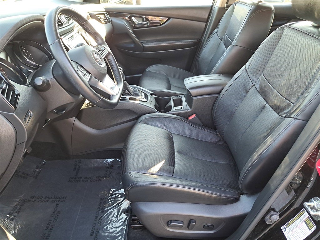 2022 Nissan Rogue Sport SL