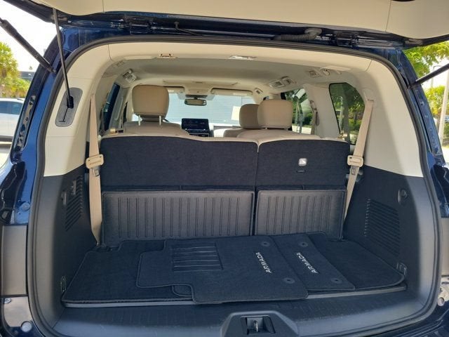 2023 Nissan Armada SL