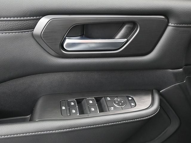 2026 Nissan Armada SV