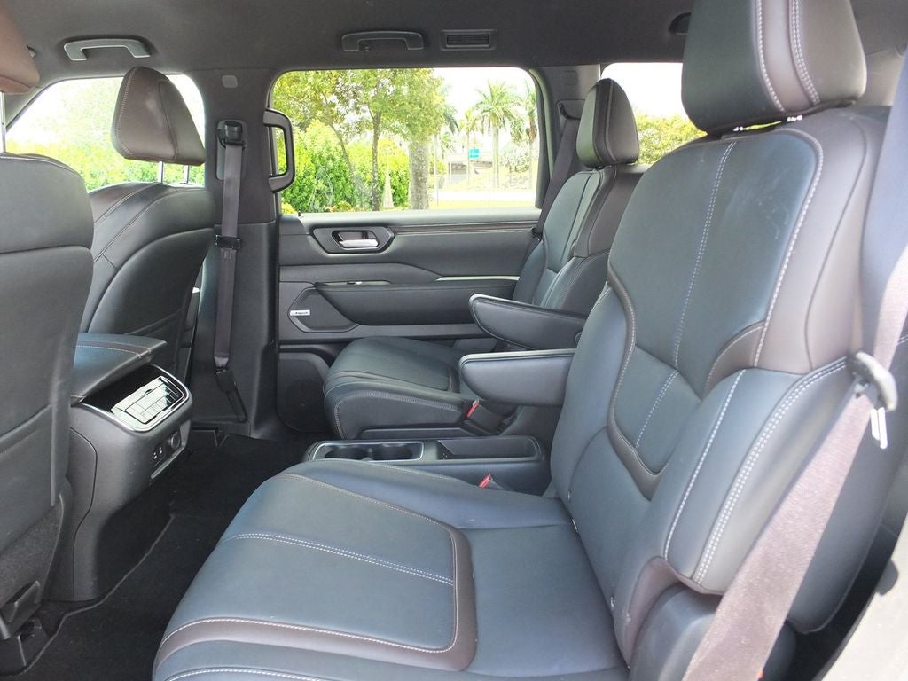 2025 Nissan Armada SL