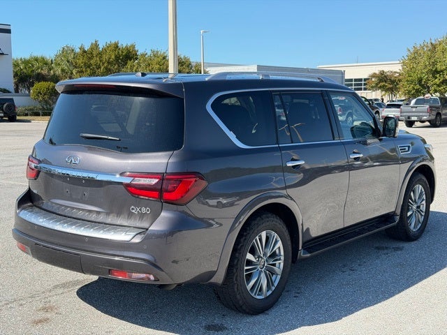 2024 INFINITI QX80 LUXE