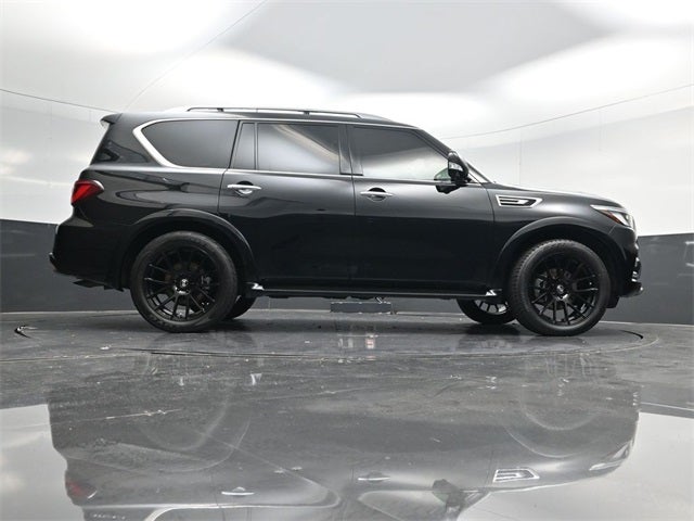 2021 INFINITI QX80 LUXE