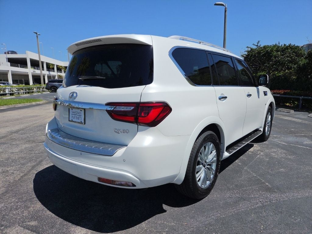 2019 INFINITI QX80 LUXE